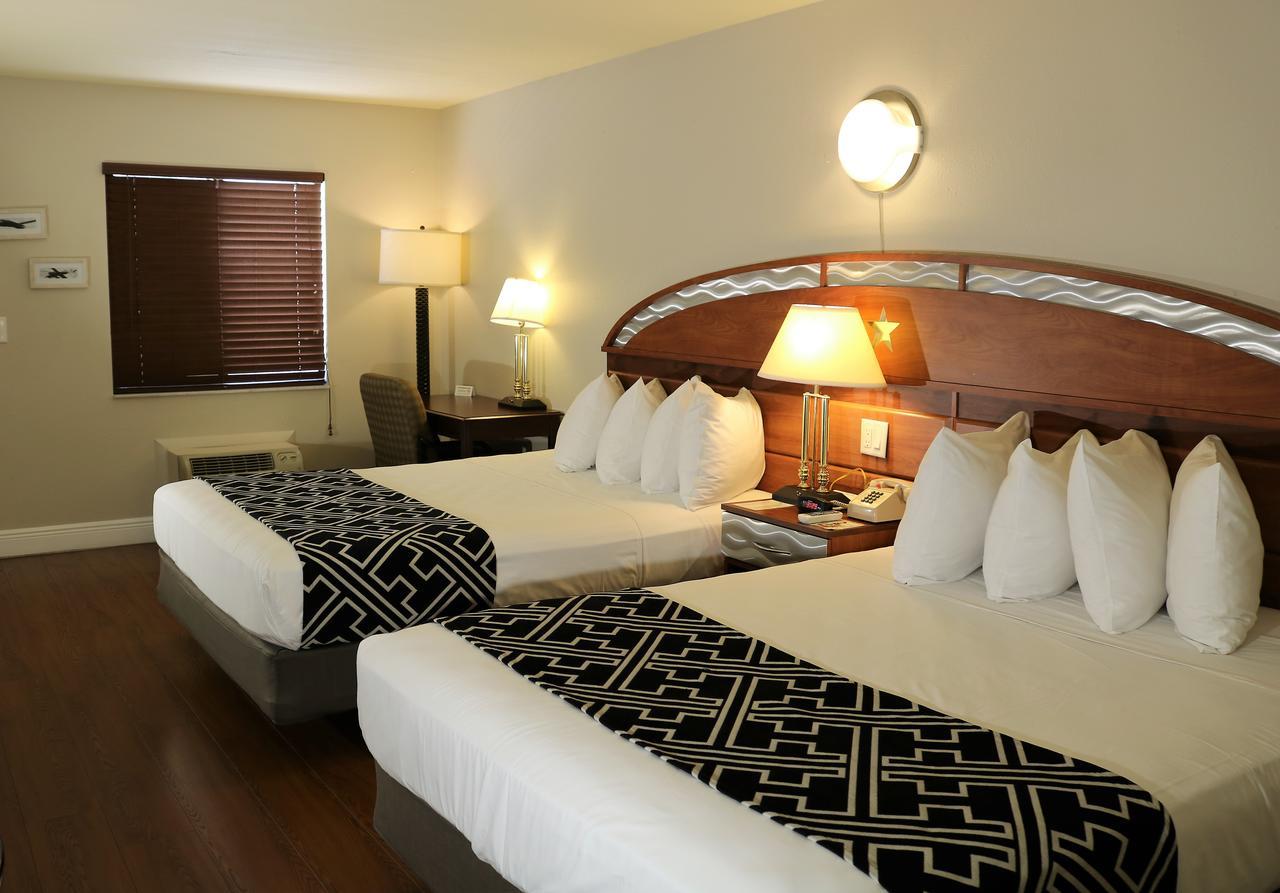 Monte Carlo Inn- Near Disney Киссимми Экстерьер фото