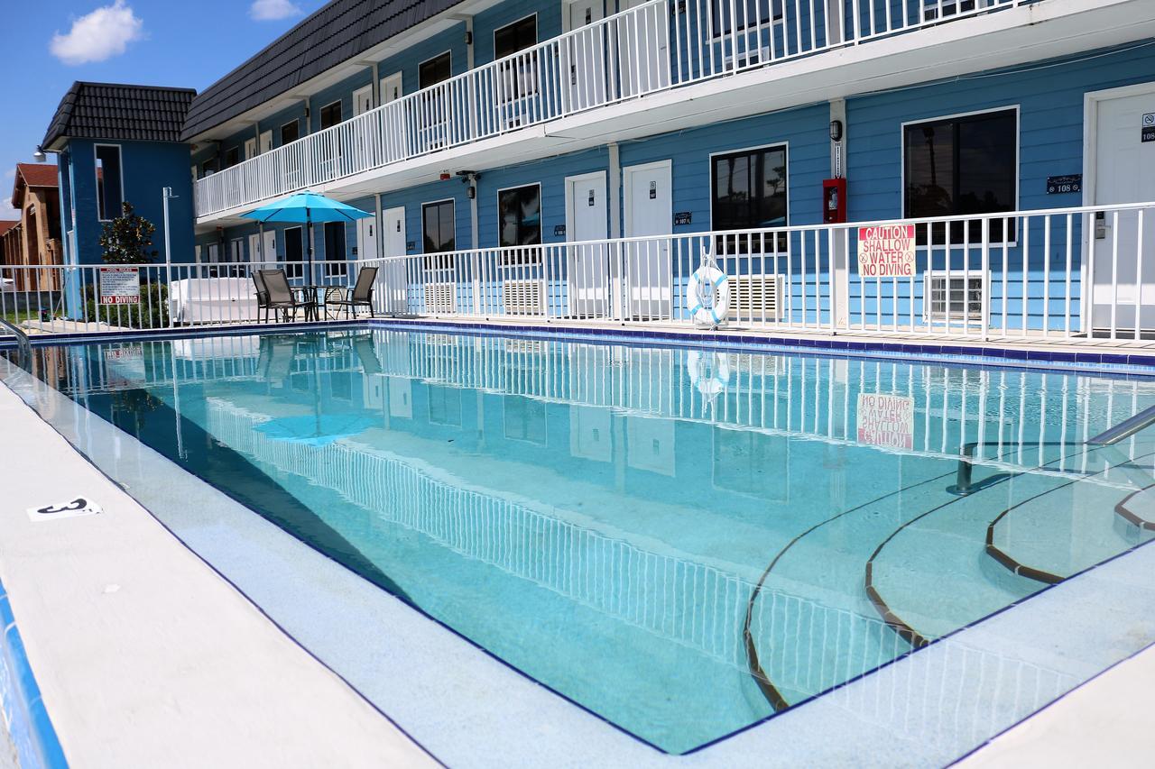 Monte Carlo Inn- Near Disney Киссимми Экстерьер фото